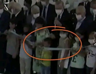 Boy cuts inauguration ribbon before Turkish president