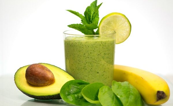 Spinach avocado smoothie