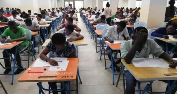 Students use UV light to cheat in exams – KNUST research reveals