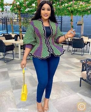 Ladies, Checkout Fabulous Ankara Tops You Can Rock To Work On Fridays