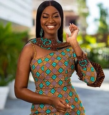 A Set Of Ankara Clothing That Every Woman Should See