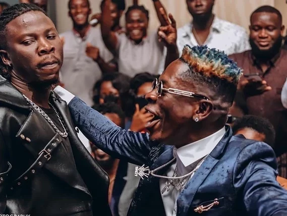 ‘I’ll slap you if you try smiling at me’ – Shatta Wale threatens Stonebwoy over stadium concert dates