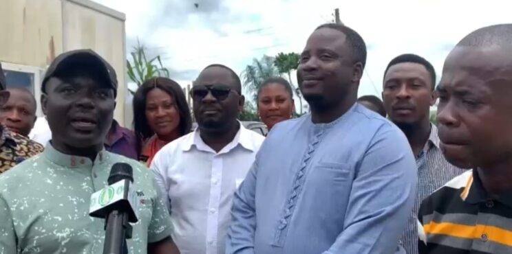 NPP: Kade constituency chairman commends Patrick Asomaning for supporting the party