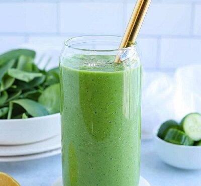 Cucumber-spinach smoothie