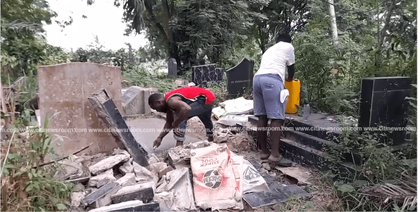 30 graves looted at Takoradi cemetery; residents demand improved security